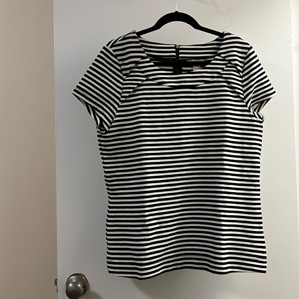 Banana Republic Black & White striped shirt size Large EUC